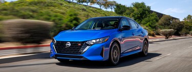 Nissan Sentra baja de precio en México y ahora es uno de los sedanes más baratos: hasta 100,000 pesos menos