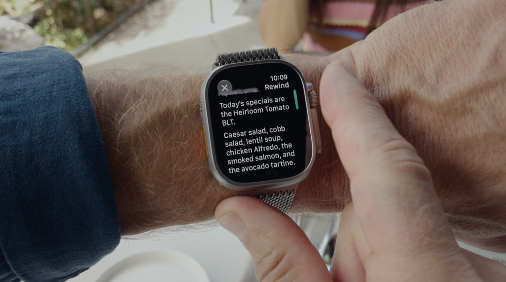 El Apple Watch ya no sólo es un reloj, es una "grabadora" que escucha todo el rato y hace resúmenes de lo que oye