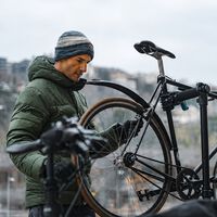 Guillaume, mecánico de bicis a domicilio: “Prefiero tener tiempo libre a un sueldo muy alto”. Gana 2.500 euros y tiene 15 semanas de vacaciones