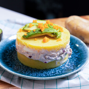 Causa limeña de atún, la versión con pescado del clásico peruano 