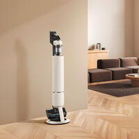 A Samsung no le basta competir contra Apple y ahora va por Dyson: esta es la aspiradora Bespoke AI Jet Ultra
 