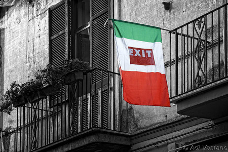 Los inversores dan una mayor probabilidad de salida del Euro a Italia que a Grecia