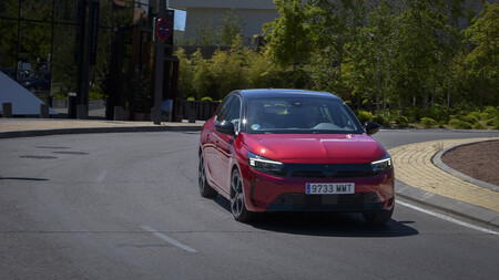 Opel Corsa Hybrid 2024 12