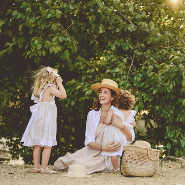 Cómo hablar con tus hijos y conseguir que tengan pensamiento crítico según los expertos 