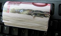 El 46,1 % de los españoles le pediría a su empresa que le subiera el sueldo 