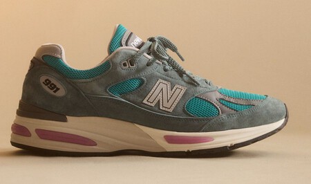 En Color Verde Porcelana New Balance Hace De Estas Zapatillas Una Declaracion De Tonos Vivaces Para Nuestros Looks De Primavera