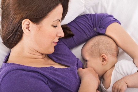 Las madres también se benefician de la lactancia materna: siete ventajas de amamantar a tu bebé