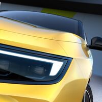 ¡Cambio radical! El nuevo Opel Astra se asoma en sus primeras imágenes y confirma versiones electrificadas