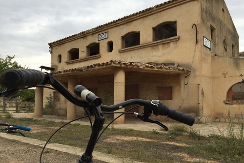 Paseo en bicicleta por la Vía verde de Horta de Sant Joan