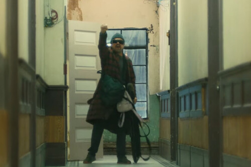 No debería preocuparnos si la nueva película de Paul Thomas Anderson fracasa en taquilla. Pero sí que desaproveche a Leonardo DiCaprio en otra comedia sin gracia