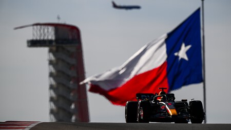 Max Verstpapen domina a Lewis Hamilton en el sprint de Austin y Aston Martin se queda sin puntos