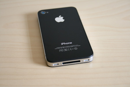 Regreso al futuro: la web de Apple aún guarda los 'tours' del iPhone 3GS y iPhone 4