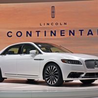 Lincoln Continental 2017, tan grande como el histórico nombre que presume