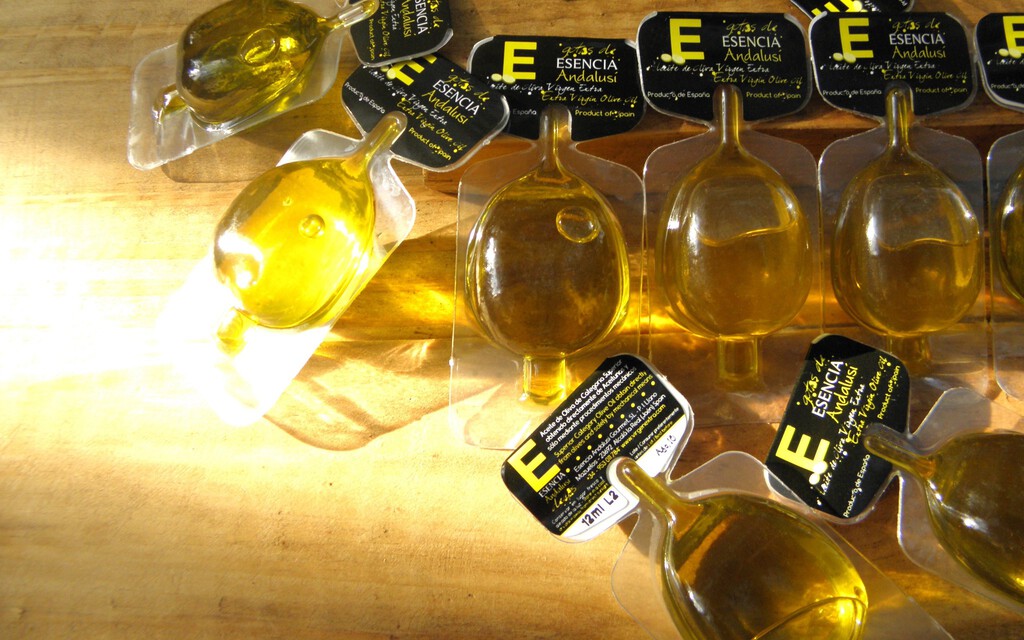 La mayor compañía de aceite de oliva del mundo cree que ya se ve la luz al final del túnel y pone fecha a la bajada de precios 