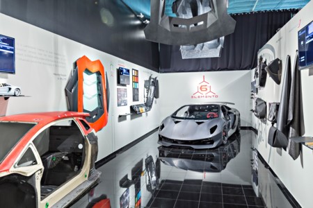 Lamborghini abre nuevo Laboratorio de Estructuras Compuestas Avanzadas