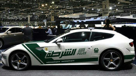 Ferrari FF de la policía de Dubái