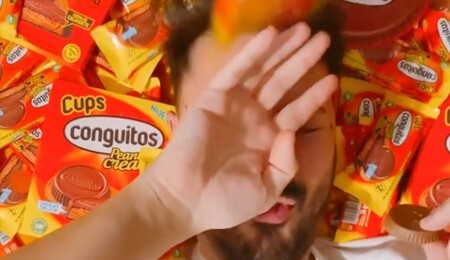 Los influencers y youtubers no podrán ganar dinero anunciando comida para menores de edad: así es la ley que quiere regularlo