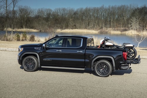 GMC CarbonPro, nuevas versiones especiales para las pickups premium