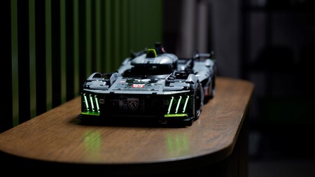 Lego R Technic Tm Peugeot 9x8 24h Le Mans Hybrid Hypercar 5