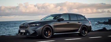 Vuelve a la vida el BMW M5 Touring: sí, un coche familiar, deportivo, con etiqueta CERO y 727 CV es posible