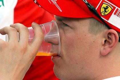 Raikkonen casi se duerme en Australia