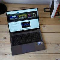 Este portátil de Huawei no es un MacBook Air, pero se le acerca, es más barato y viene con Windows 11