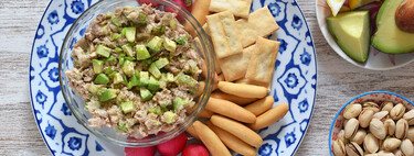 Tengo una lata de atún, pero no sé qué hacer con ella. Aquí tienes tres recetas rápidas y sabrosas 