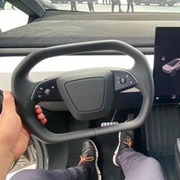 Por fin un vistazo al interior de la Tesla Cybertruck: minimalista y con la pantalla más accesible 