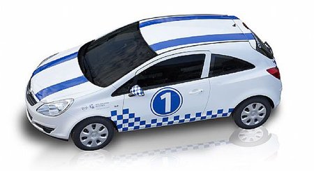 Opel Corsa Edición Limitada Real Sociedad. ¿Se puede hacer un coche más feo?