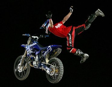 Travis Pastrana vence en el Red Bull X-Fighters