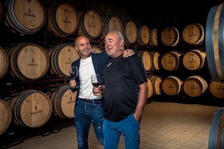 Jose Antonio Padre De Andres Iniesta Lo Dejamos En La Masia Y Me Fui Al Hotel No Tenia Oxigeno Me Dio Un Ataque De Ansiedad E Hice Las Maletas Para Traermelo