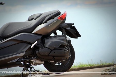 Yamaha X-MAX 400