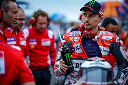 Lin Jarvis entreabre la puerta a Jorge Lorenzo para volver a Yamaha con una tercera M1 oficial