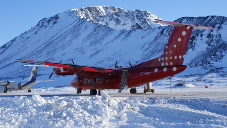 Kulusuk Airport Air Greenland Dash7 Qalorujoorneq 2