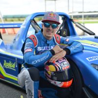 Premio para Maverick Viñales: ha pilotado un Radical SR3 de 260 caballos y este es el vídeo que lo demuestra