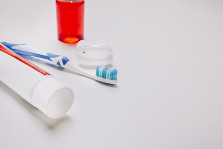 Composicion De Higiene Con Espacio La Derecha