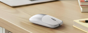 El ratón que quería parecerse al Magic Mouse es de Satechi y lo puedes utilizar en varios dispositivos a la vez 