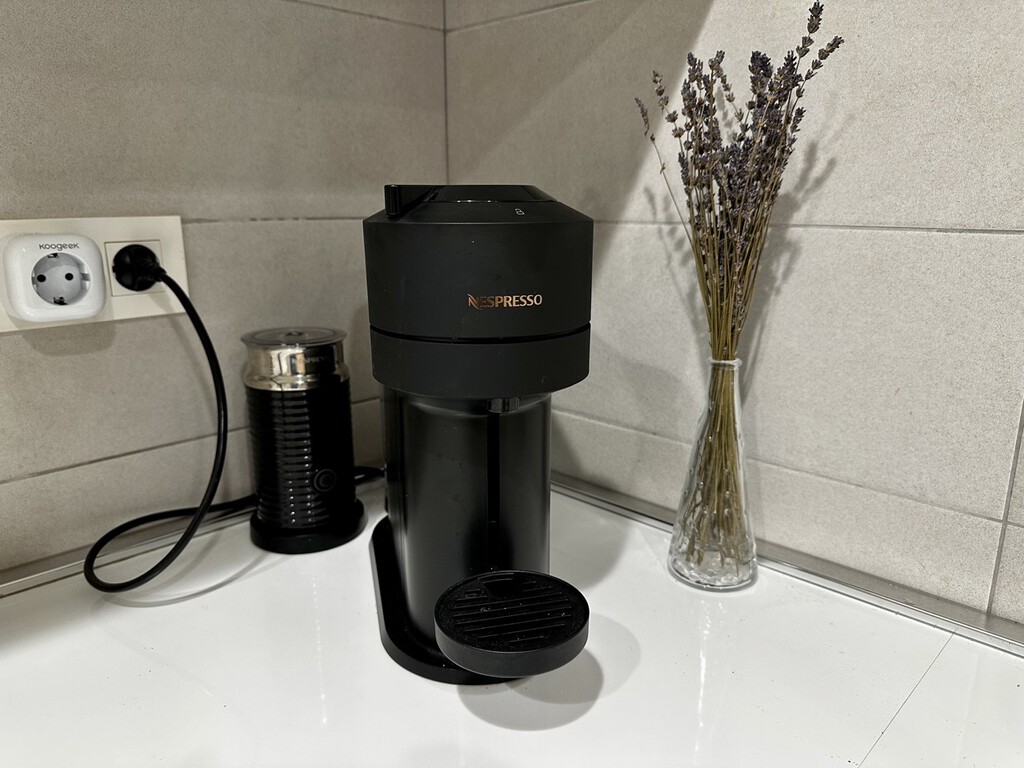 Así he conectado mi cafetera Nespresso al Wi-Fi y ahora esto es todo lo que puedo hacer desde el móvil