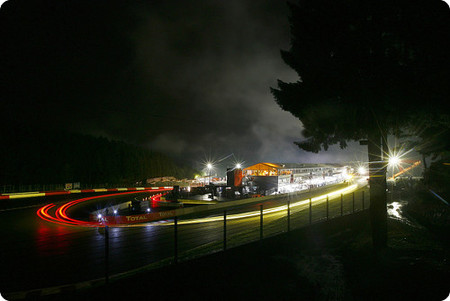 Alex Müller logra la pole en Spa para Maserati bajo la lluvia
