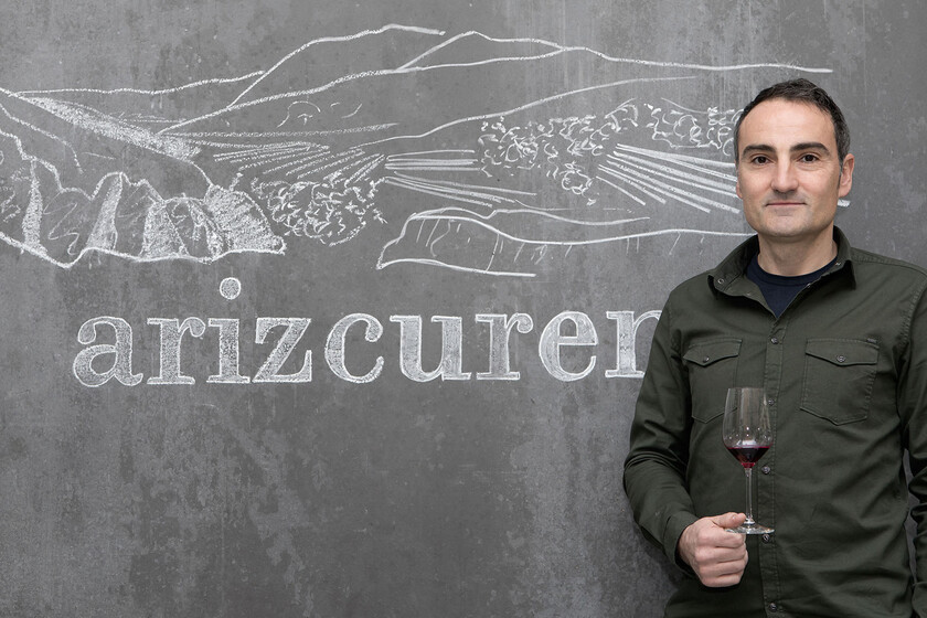 Empezó haciendo vino en el garaje de sus padres. Hoy es una bodega urbana en pleno Logroño para honrar la garnacha y las viñas viejas