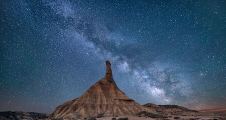Viajes Eclipse Solar Pueblos Espana Navarra Bardenas Reales Escapadas Verano Fresco Rural Fotografia