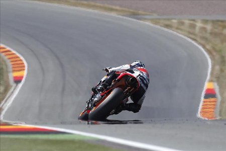 Dani Pedrosa primero y consistente en la FP1 en Sachsenring 2010