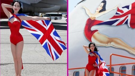 Dita von Teese menudo morro... de avión
