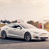 Tesla, a sus conductores de Texas: "No recarguéis el coche durante la ola de calor"