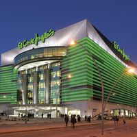 Emidio Tucci, Lloyd's y más: las guayaberas de El Corte Inglés que triunfan este verano (y que puedes conseguir a mitad de precio)