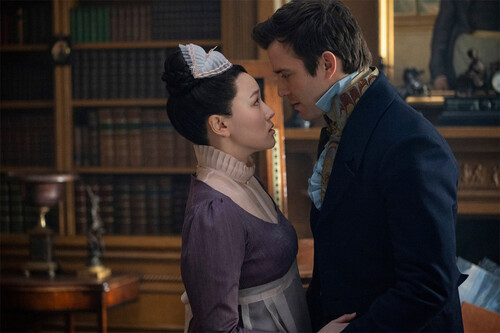 La showrunner de 'Los Bridgerton' explica el agujero de guion de la temporada 4 que afecta a una de las parejas principales: "La cronología es un poco confusa" 