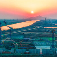 La energía nuclear ha generado durante décadas electricidad. China la está reinventando para otra cosa: la industria