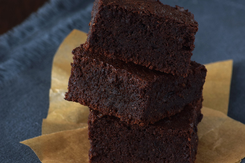 Brownie jugoso sin harina. Receta de cocina fácil, sencilla y deliciosa