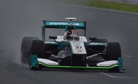 Kazuki Nakajima se impone en una espectacular carrera de la Super Fórmula en Fuji