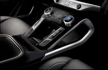 Jaguar I-PACE diseño interior